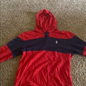 Lost sleeve polo shirt with hoodie
